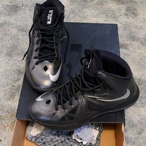 LeBron X